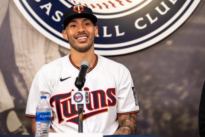 Carlos Correa Signs with the Minnesota Twins