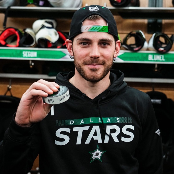 Benn, Seguin In Different Roles For Stars In Push To West Final