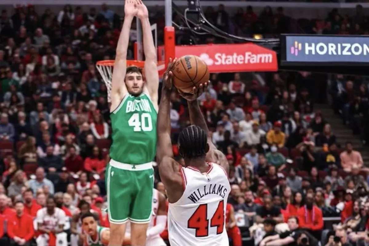 Watch: From Ice to Hardwood - Boston Celtics History