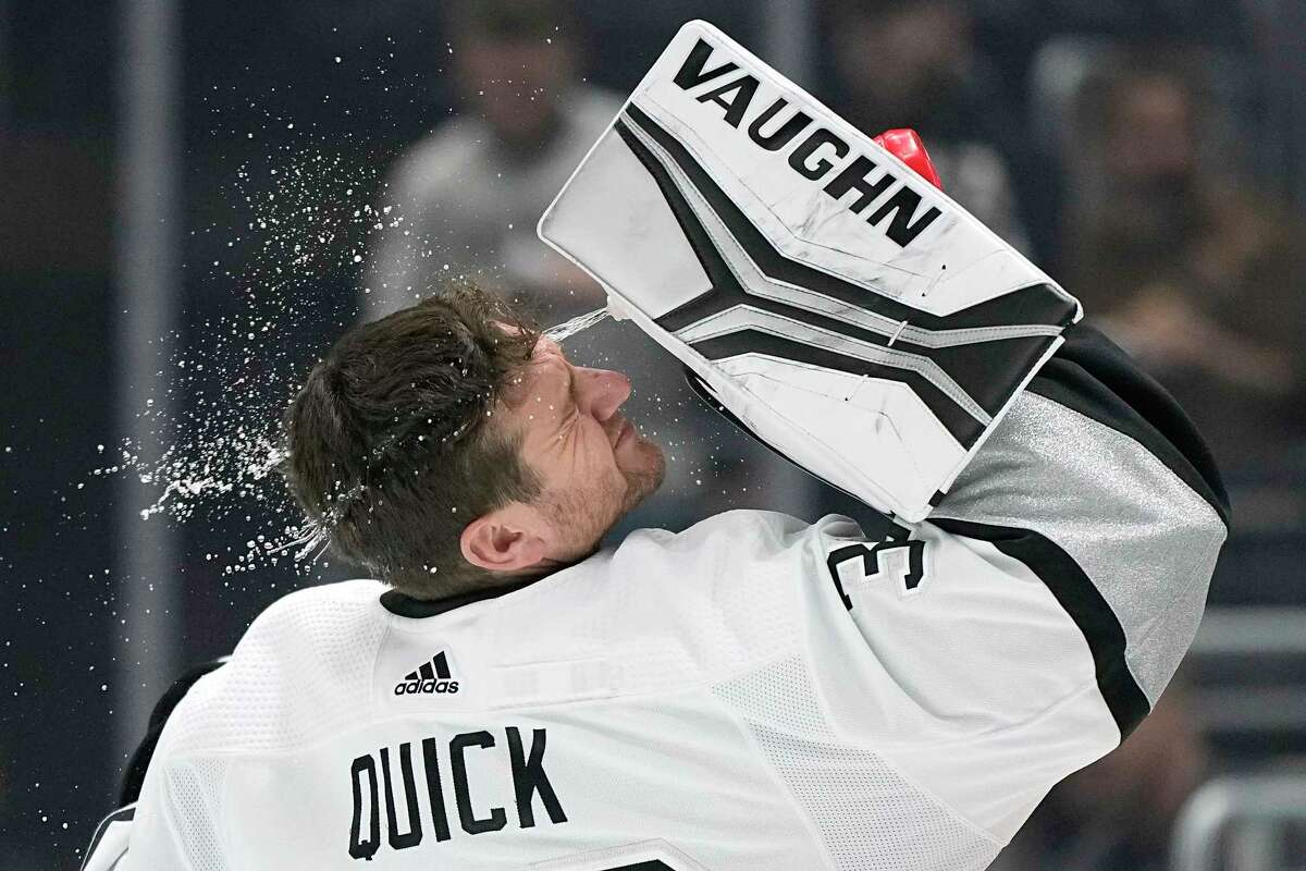 Former LA Kings goalie Jonathan Quick traded to Golden Knights