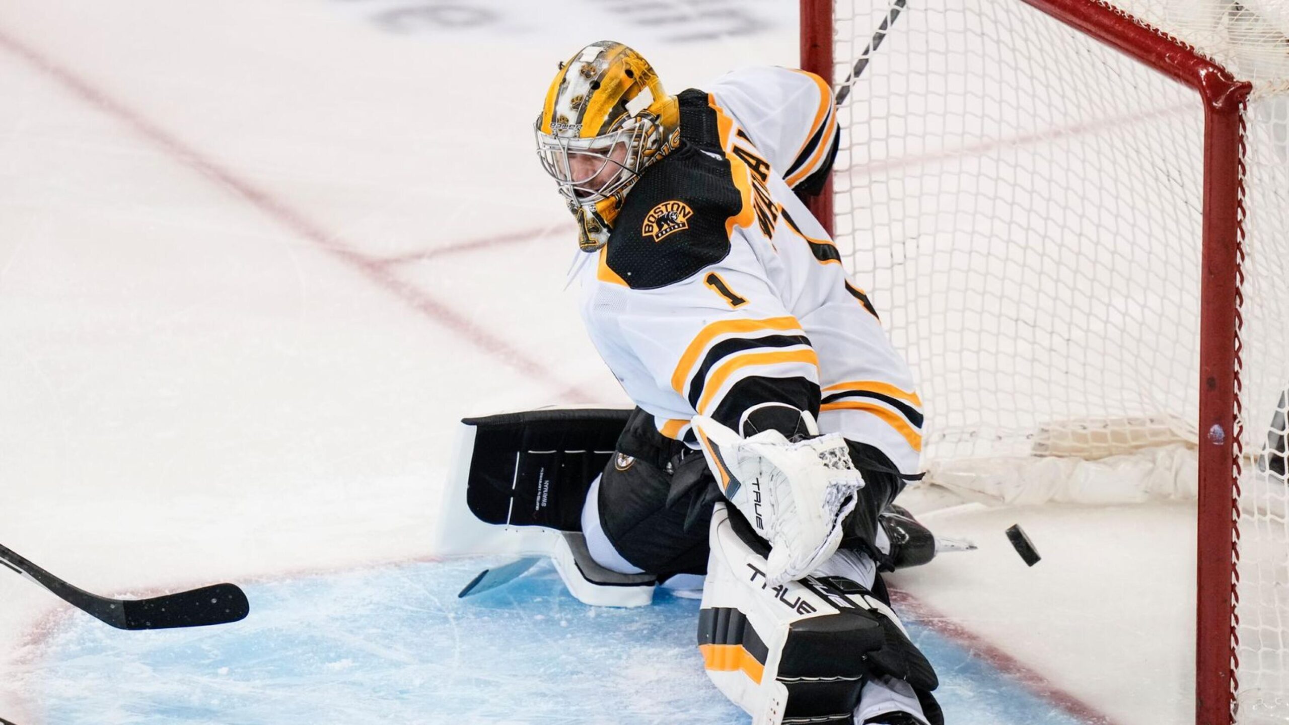 Jeremy Swayman makes 30 saves as Boston Bruins shut out Ottawa