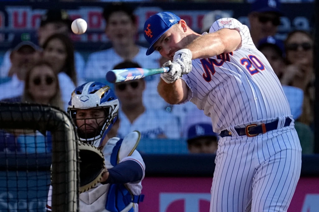Luis Robert Jr. and Pete Alonso lead the field for baseball's Home