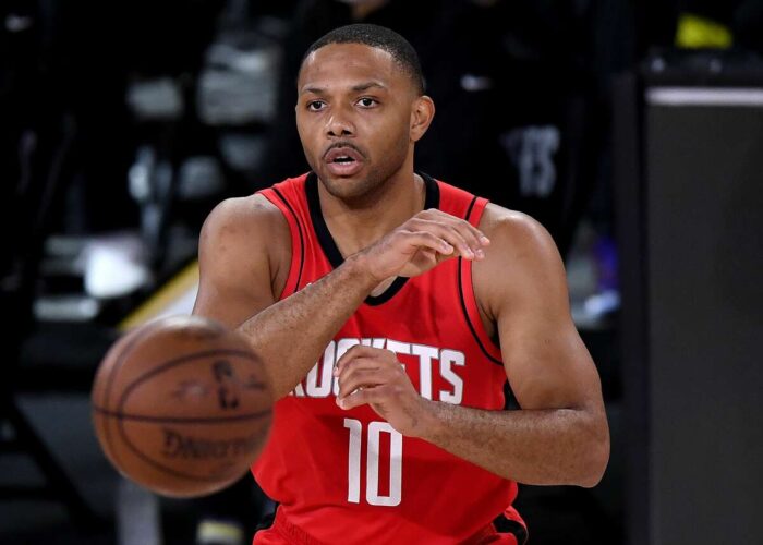 Houston Rockets Eric Gordon passing the basketball