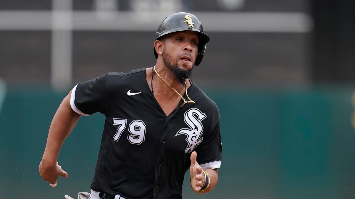 Is Signing Jose Abreu a Mistake? - Back Sports Page