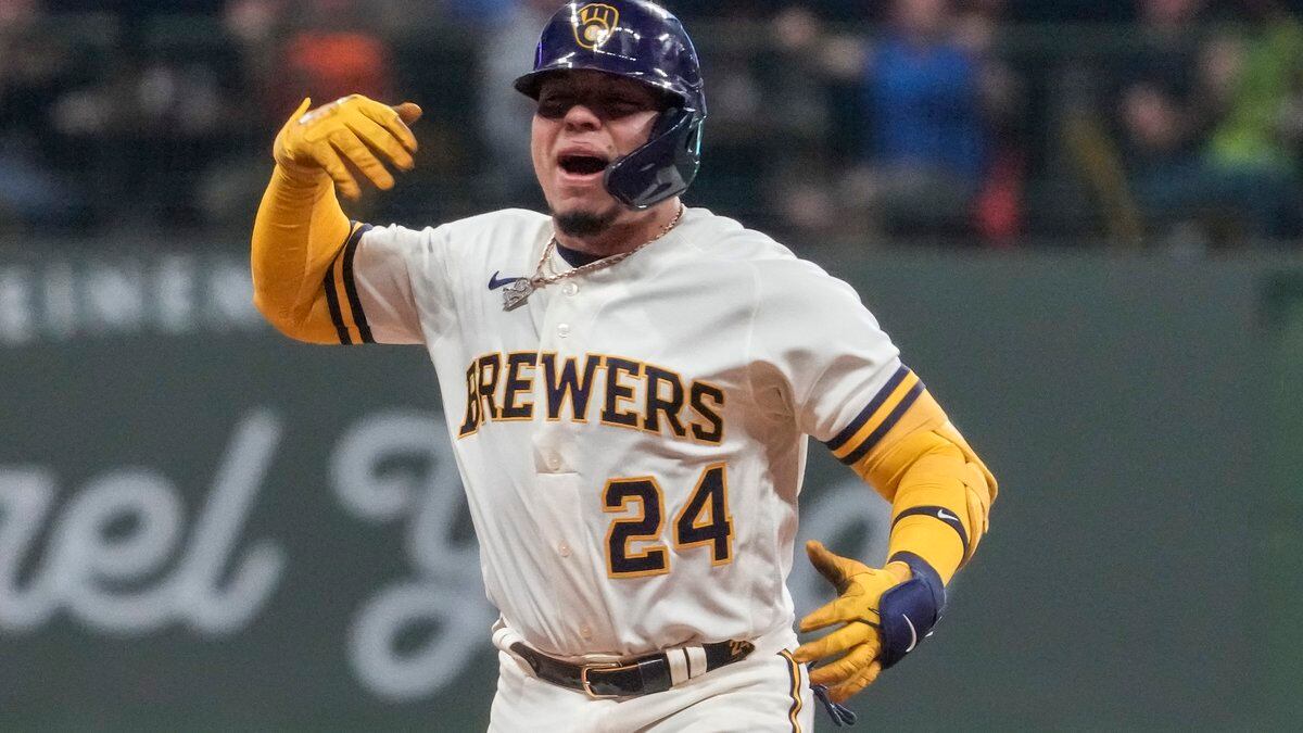 William Contreras celebrates his game-winning hit for the Milwaukee Brewers.