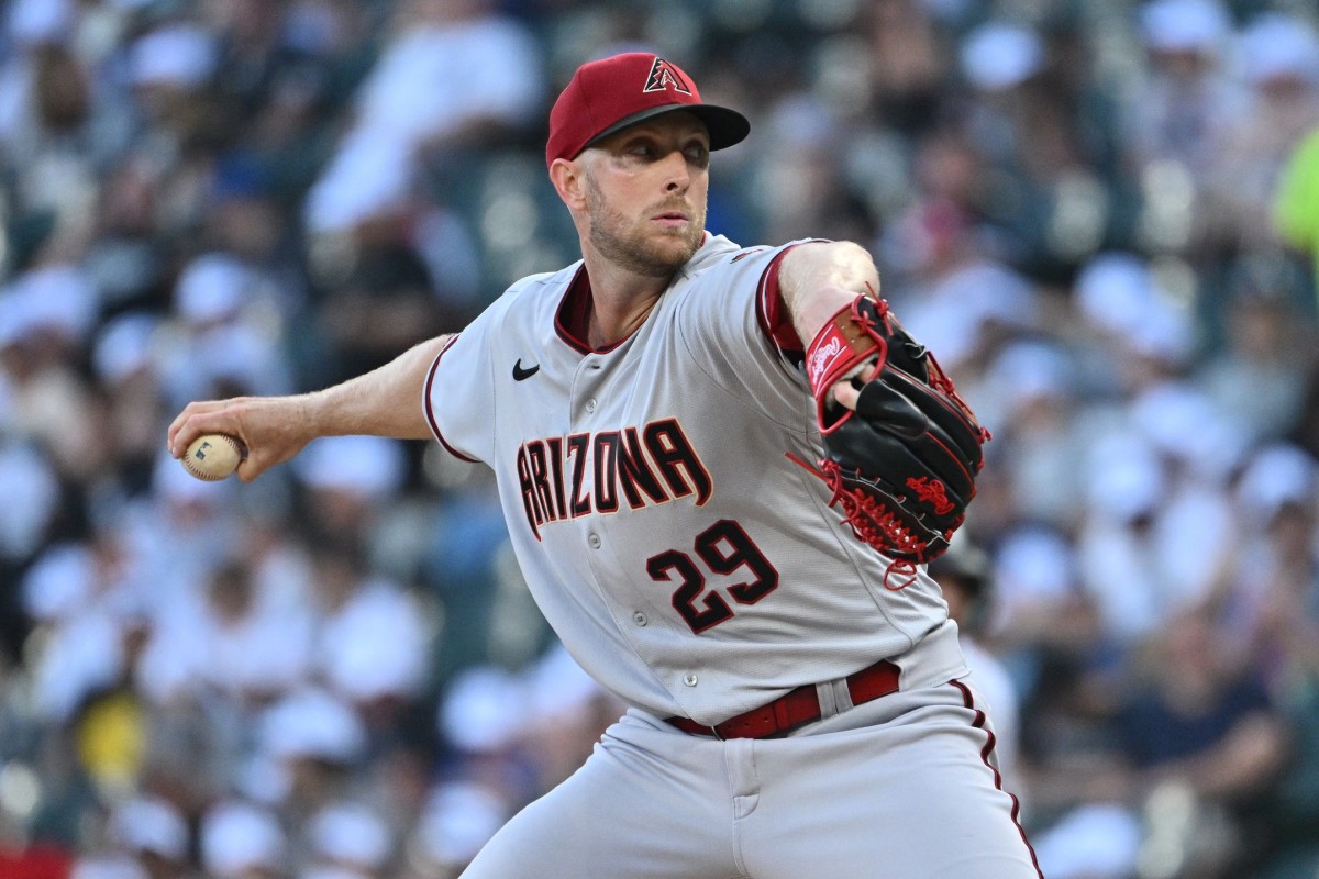 Merrill Kelly pitches on the road for the Arizona Diamondbacks.