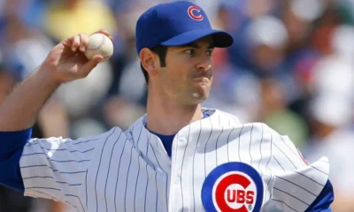 Mark Prior pitches at home for the Chicago Cubs.